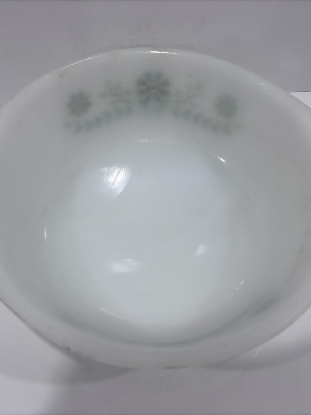 Glasbake green daisy Milk Glass Casserole Dish. J514 -2qt - Picture 2 of 5